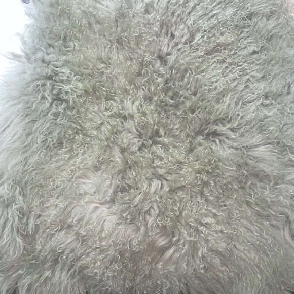 Crate & Barrel Silver 23" covers sold as a pair⭐️ - Picture 8 of 9